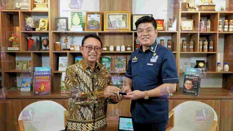 Artikel EDDY MARTONO landscape 1